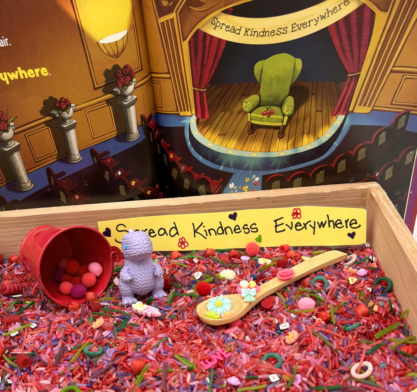 How to Catch a Loveosaurus StoryPlay Bin by Alice Walstead & Andy Elkerton